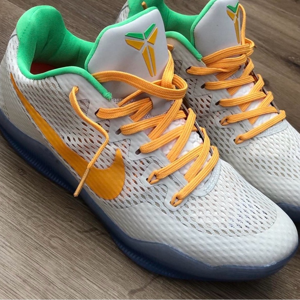 Nike Kobe 11 EM EYBL Peach Jam men’s sneakers
